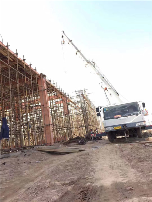 永兴县吊车作业的安全注意事项有哪些？